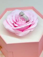 Load image into Gallery viewer, Anillo Corazon Chico
